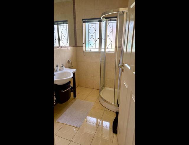 4 BEDROOM HOUSE FOR SALE IN NORWOOD